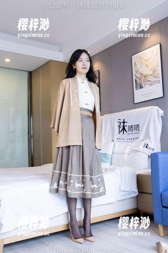 BoBoSocks袜啵啵-小淳 BoBoSocks袜啵啵 - 小淳的“经典”匡威板鞋图册——高清到让你怀疑人生