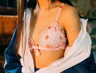 GIRLT果团网 – 高清学姐风采：梦心月的作品集让时间暂停一秒！