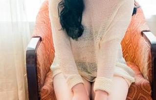 GIRLT果团网 – 陈雅漫白裙下的福利，细节藏在风中，你能抓住吗？