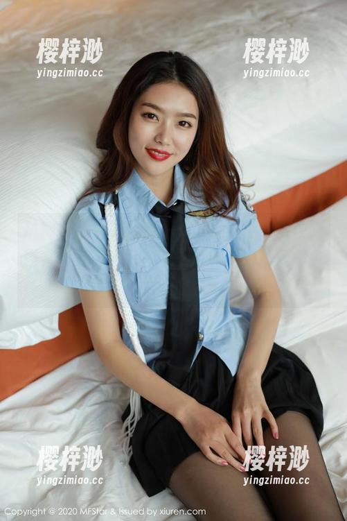 MFStar模范学院-Cheryl青树 MFStar模范学院 - Cheryl青树的校服图集:无圣光,只有干净利落的线条和白皙的肌肤