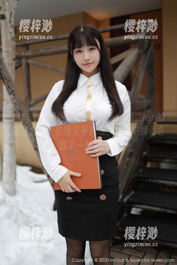 MFStar模范学院 - Jennanni_Jen的镂空合集，在线又不在线，恍惚中我体会到了一种轻盈。