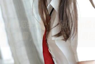 MFStar模范学院 – 加朵babe的白衬衫：找寻“我靠，这是真美”的绝佳图集