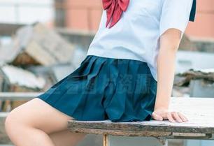 喵糖映画带来的OL制服裙，轻松反转办公室氛围，查看图片资源就能实现！