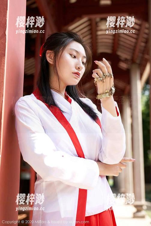 MiiTao蜜桃社-E杯奶茶 MiiTao蜜桃社 - E杯奶茶日常无圣光图集:截图不单只是E杯奶茶的特写,还有那些迷人的小细节。