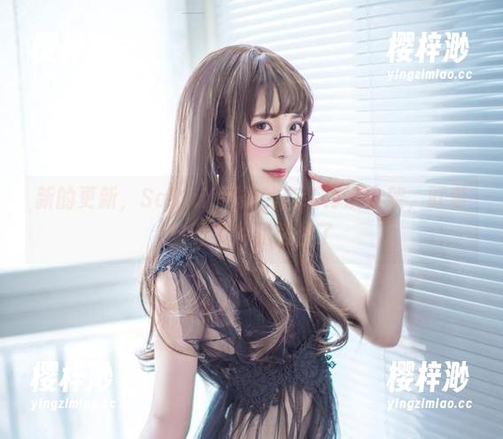 新的更新，Sakiiii翎柒的套装再次上架，盯着这些图片我愣住了