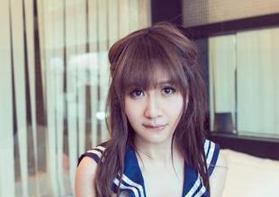 UGirls尤果网 – 孟思雨在线，随意一张比基尼图片，竟有种莫名的缘分
