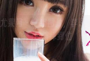 UGirls尤果网 – 一组图片，李思宁把学姐的角色演绎到位
