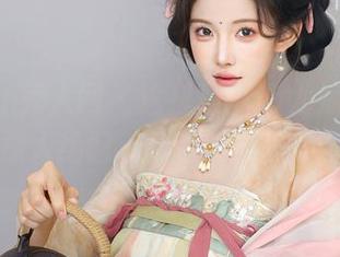 Xiuren秀人网 – 这里是Egg尤妮丝与连体衣的撩人绝配，几张美图直击你的内心