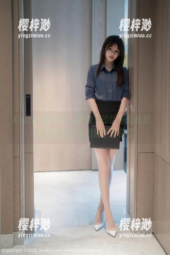 Xiuren秀人网-凌希儿 Xiuren秀人网 - 凌希儿的比基尼私拍,看得我连蹭头发的手都停了