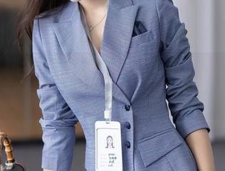 Xiuren秀人网 – 这个旗袍不一样！让卓君Jeanes带你逛逛图库吧！