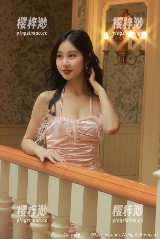 Xiuren秀人网-周慕汐fairy Xiuren秀人网 - 吊带写真,周慕汐fairy舒适又迷惑的味道