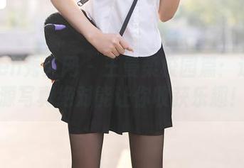 Xiuren秀人网 – 王曼柔校园篇：这套资源写真绝对能让你收获乐趣！