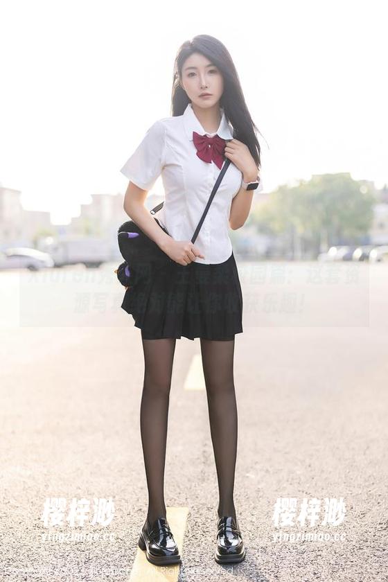 Xiuren秀人网 - 王曼柔校园篇：这套资源写真绝对能让你收获乐趣！
