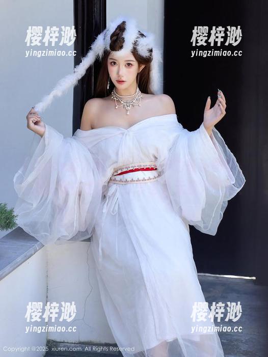 Xiuren秀人网 - 全新发布的最新图册，只想说萌白酱原来可爱也有无敌升级版？