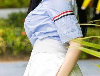 YouMi尤蜜荟 – 资源从未如此单一——Carol周妍希黑白图集里的奇思妙想！