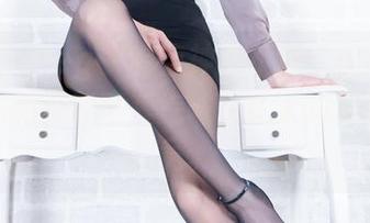 beautyleg – 有点神志不清，但是Jill的私拍和那股可爱气味总让人想要探个究竟。