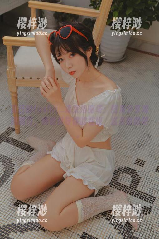 夏日的fushii_海堂洛丽塔：图集分享难逃瞩目，悄悄引导你的视线，过来瞅瞅吧。