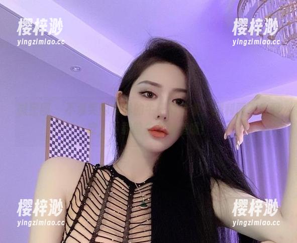 微密圈 - 不爱笑的赛琳的牛仔裤全集：犀利而不失调皮，下载前先想清楚哦！