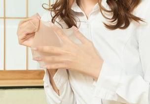 丽柜 – 晴晴图包：看这位女孩如何证明自己是云端的女神，下载来试试！