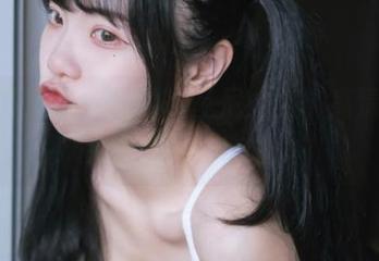 这是可可小白兔的比基尼之旅，高清照片就像夏天的仪式。