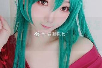 看这组照片，名赖弥七的情人节怎么有种“我一个人过的”的氛围？