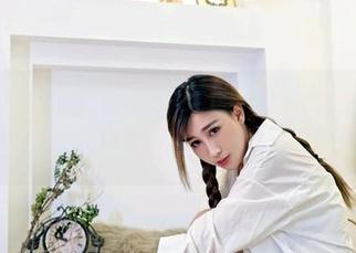 嗲囡囡 – 沈梦瑶短裙美图：一秒钟的美，你赶紧下载，不然就没了噢！