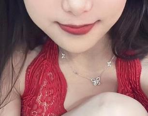微密圈 – 奶雯露白丝的正确姿势：三百种优雅的不经意，图片合集送给爱美的你！