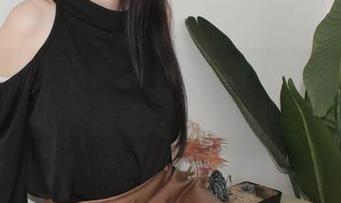小众视觉 – 说真的，燕子的JK写真，这精选度该给个高分。