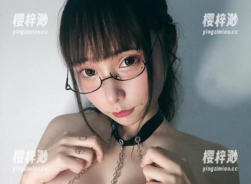 小泉学姐吖展示：风纪委员跑错片场的高清库！