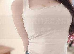 微密圈 – 小玉吃果冻的无圣光套图，穿了个“御姐”就让人想多了…嘿嘿！