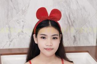 尤物馆 – 陆萱萱Cecilia的白丝写真，是不是“图文不符”了啊？