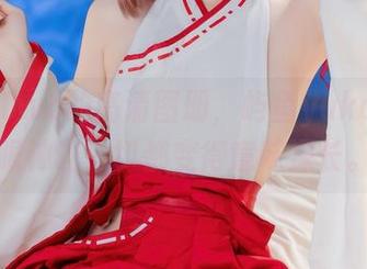 ZeroTwo的高清图册，屿鱼yukako的眼神让一切都变得意味深长。