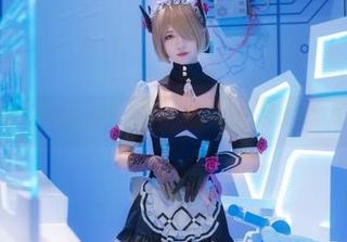 私房美图里的弥音音ww，释放出一种温柔的气息