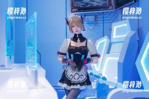 私房美图里的弥音音ww，释放出一种温柔的气息