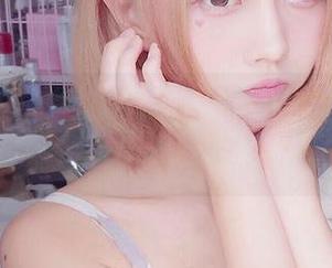 念雪ww的体操服，免费的写真能有多撩人？我想你会好奇。