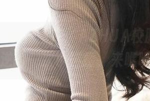 推女神 – 最新图库：AZHUA校服，文艺和叛逆的一次小碰撞，来瞧瞧吧。