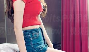 推女神 – 黄歆苑chobits户外图包更新，精彩多过realityshow，快来围观！