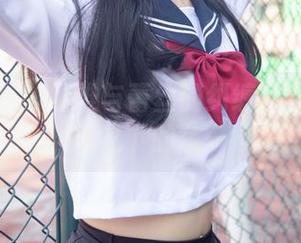 梦丝女神 – 灵唯与蕾丝的纠缠：探讨高分辨率之下的每一缕