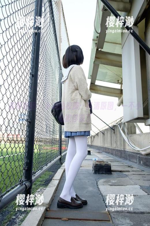 森萝财团-小满 森萝财团 - 小满的校服:高清原图,一不小心被俘获了