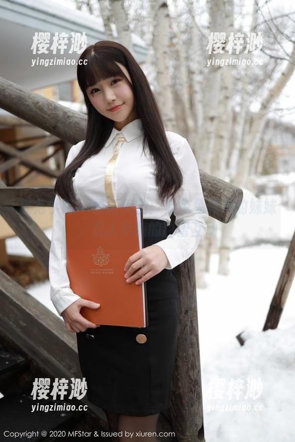 模范学院-宅兔兔 模范学院 - 最新美图:宅兔兔和她的妹妹,双人半糖的甜蜜互动