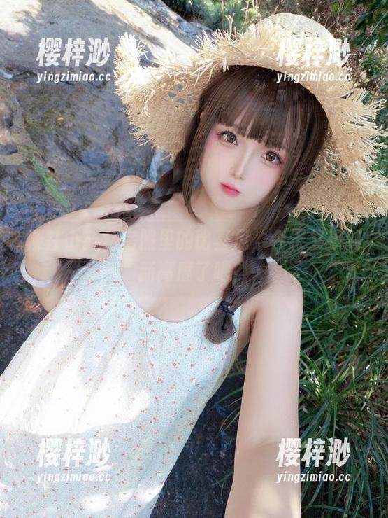 樱井小莜私房照里的比基尼，今天又撩到新高度了吧？