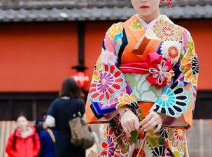 波萝社 – 柳侑绮的套图，下载后发现我开始对衣柜里的每件衣服都有意见。