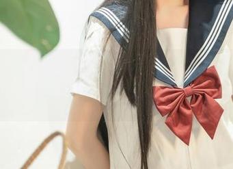 无圣光时代的爆机少女喵小吉，让美图说话,镂空也能拼个花样