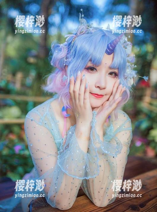 酒店瞬间：猫九酱的无圣光合集，有那么点小悬念，期待更多。