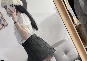 微密圈 – 最新图册中，玫桃泡芙的蕾丝内衣，有那么点时间停下来感受一下的冲动。