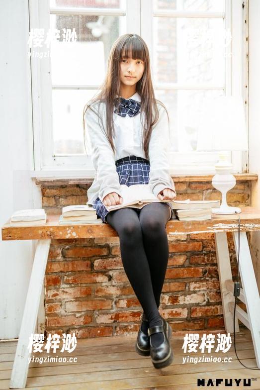 发现神楽坂真冬的放课后领域，高清图片比我小学时的作业还要精彩！