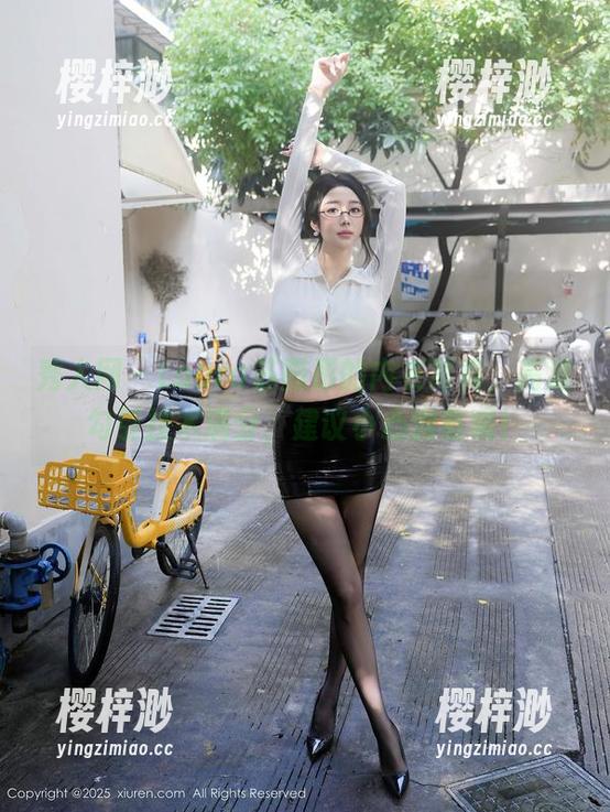 秀人网-Laura苏雨彤 秀人网 - Laura苏雨彤的内衣写真,高清勾引技术满分,建议小心浏览哦!