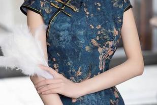 秀人网 – 南初妹妹+高跟鞋=无可救药的高清图集，脑海里乱七八糟的想象。