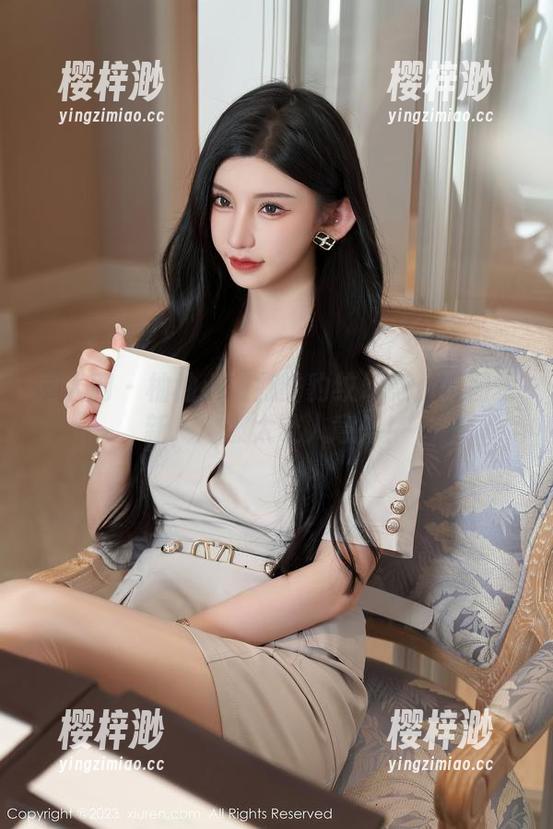 秀人网 - 柚柚小奶瓶的豹纹幻影：原图更新，这波太让人意外！