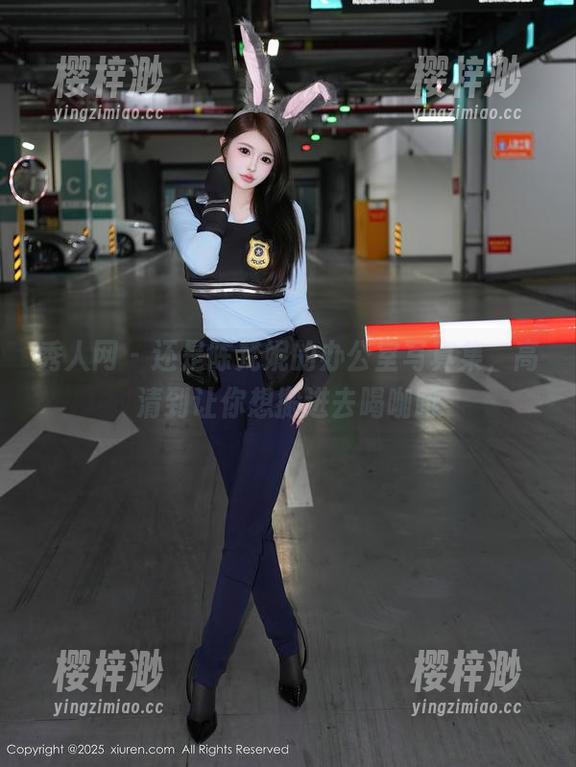 秀人网 - 还是陈梵妮的办公室写真集，高清到让你想搬进去喝咖啡
